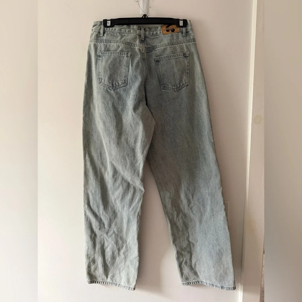 NWT White Fox Did You Miss Me Mid Rise Straight Leg Denim Size Medium Acid Wash - Picture 10 of 16